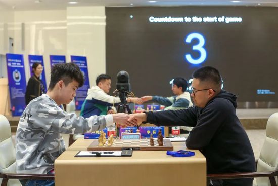亚洲人视频在线观看